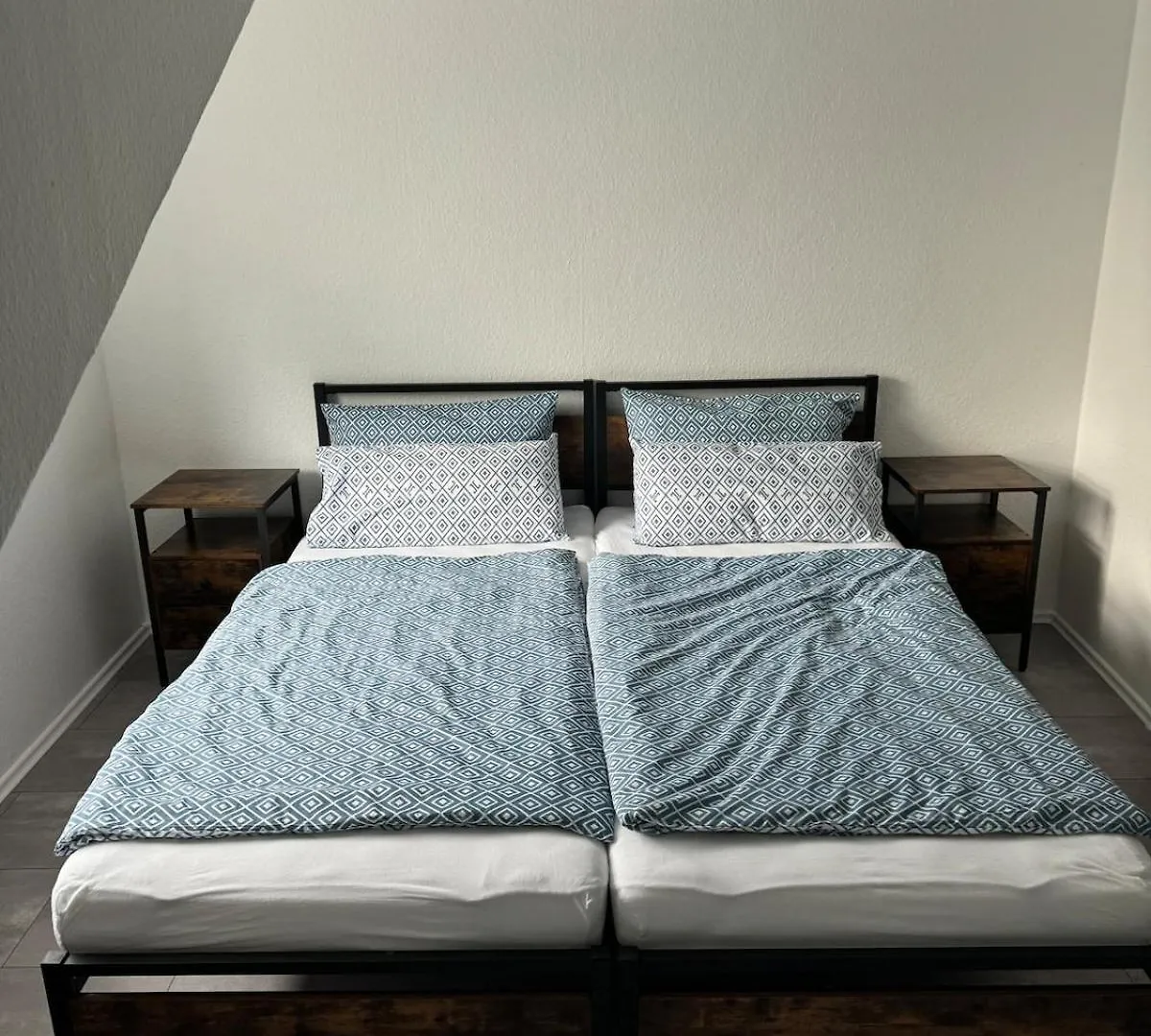 Komplett Neu Renovierte Wohnung! Hannover Apartment